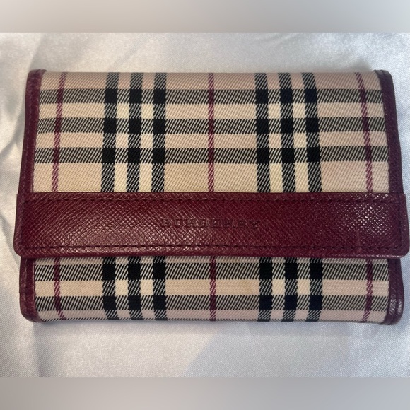 BURBERRY Red Nova-check Canvas Leather Bifold Wallet - Picture 1 of 15